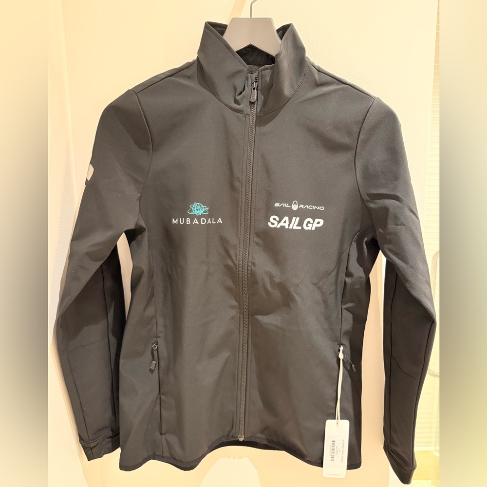 Sail GP Women’s Black zip up jacket small